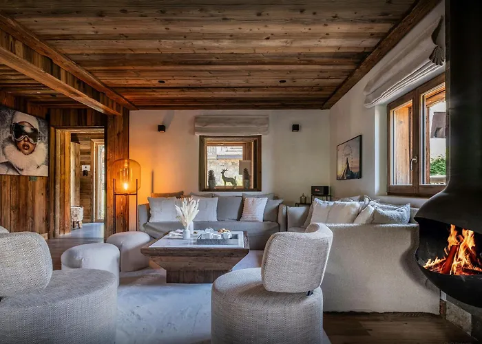 Snow - Ovo Network Chalet